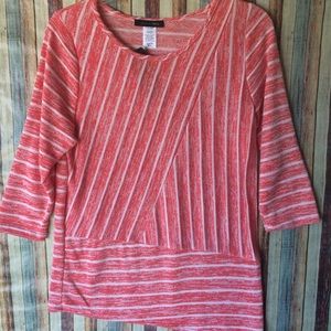 Jennie and Marlis nwt striped top D20